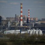 EU seeks to push through Russian oil ban at summit