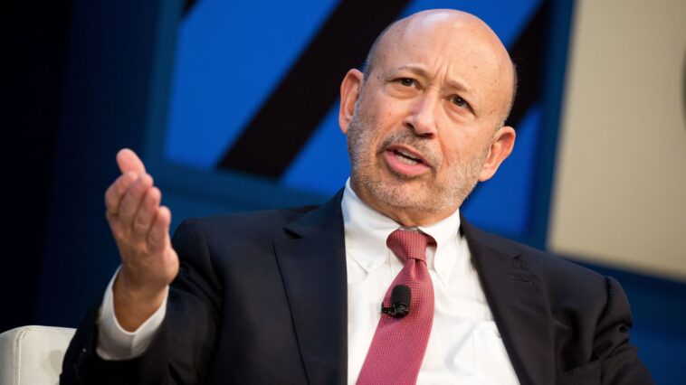 Ex-Goldman CEO Blankfein says recession possibility is 'very high risk factor'