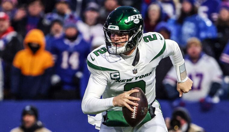 Jets QB Zach Wilson looks ‘thick’ after offseason weight gain