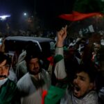 Pakistan deploys army amid pro-Imran Khan march