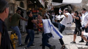 Palestine live news: Chaos as Israelis rally in East Jerusalem