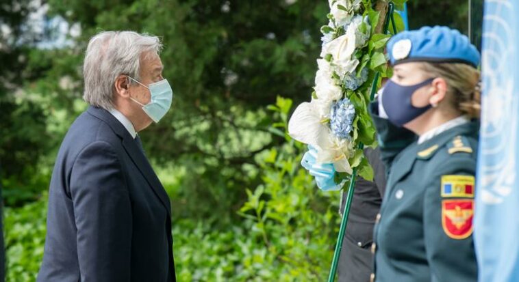 Peacekeepers’ Day ceremony honours service and sacrifice of UN blue helmets