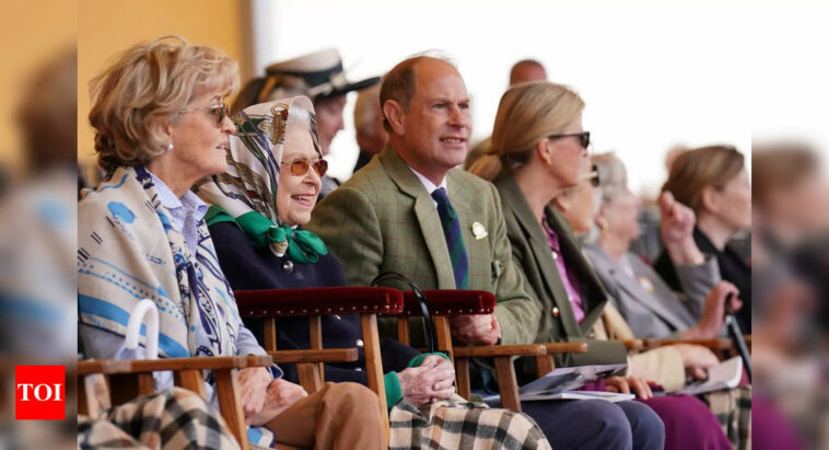 UK to hold days-long bash to celebrate queen's 70-year reign