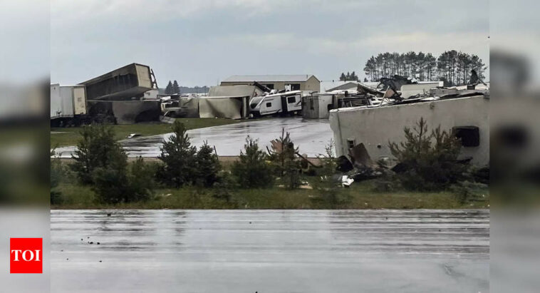 US: Police report 2nd death from tornado in northern Michigan