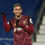 Arsenal have strong interest in winger - David Ornstein