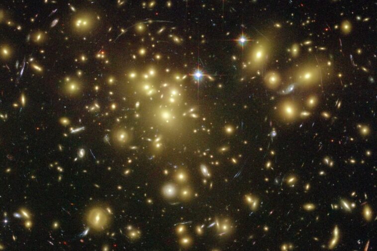 Astronomers Observe Distant Galaxy Emitting Star-Forming Material