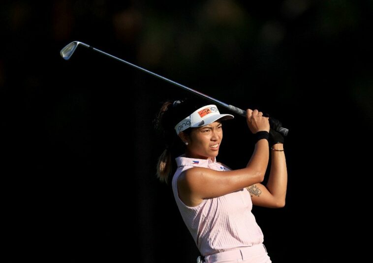 SOUTHERN PINES, NORTH CAROLINA - JUNE 03: Bianca Pagdanganan of The Phillipines plays her second shot on the first hole during the second round of the 2022 U.S.Women's Open at Pine Needles Lodge and Golf Club on June 03, 2022 in Southern Pines, North Carolina. (Photo by David Cannon/Getty Images) (Photo by DAVID CANNON / David Cannon Collection / Getty Images via AFP)