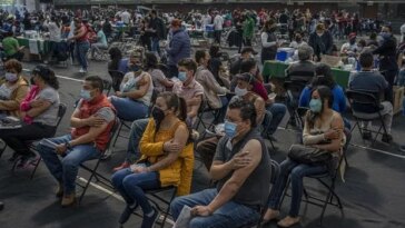 Residents wait in observation after receiving a dose of the Astrazeneca Covid-19 vaccine at a vaccination clinic in Mexico City, Mexico, on Tuesday, Feb. 15, 2022. (Photo: Bloomberg)