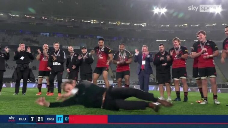 Crusaders head coach Scott Robertson celebrates Super Rugby title win in style!