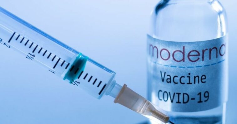 FDA advisers back Moderna's COVID-19 vaccine for older kids