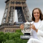 French Open champion Iga Swiatek gets asked about ‘makeup’; netizens are not impressed