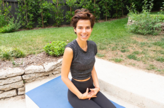 Giving Back to the World with Dr. Ari Beers of Anahata Conscious Living