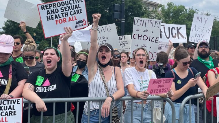 'I'm outraged:' Women react to Roe v. Wade ruling outside of Supreme Court