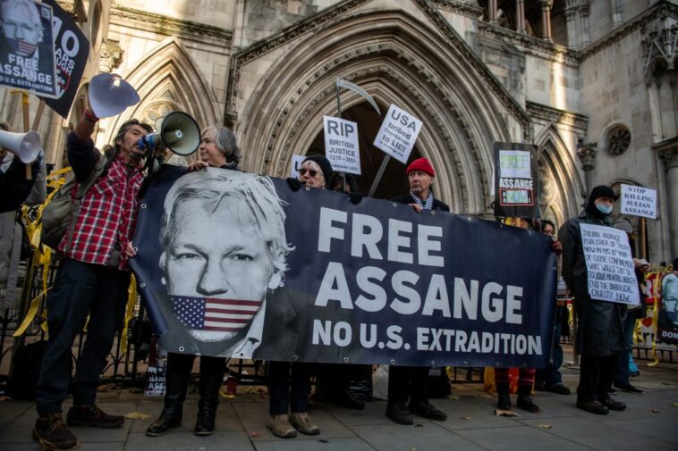 Julian Assange Extradition to U.S. Approved by U.K. Government