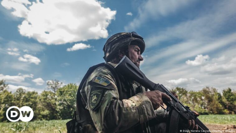 LIVE UPDATES — Ukraine says Russian artillery destroyed Orthodox church; Russia and Ukraine exchange bodies of dead soldiers. Follow DW for more