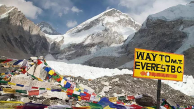 Melting glacier: Nepal contemplates shifting Everest base camp