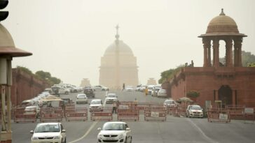 Partly cloudy morning in Delhi; minimum temperature 29 degree Celsius