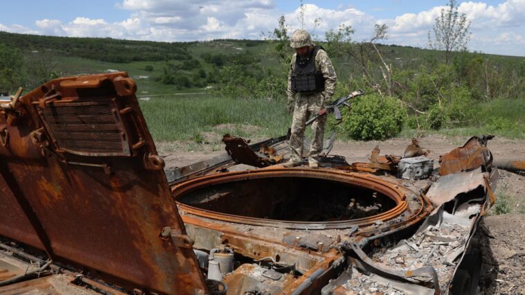 Russia pounds villages in the Donbas; Mariupol residents said to be 'on the brink of survival'