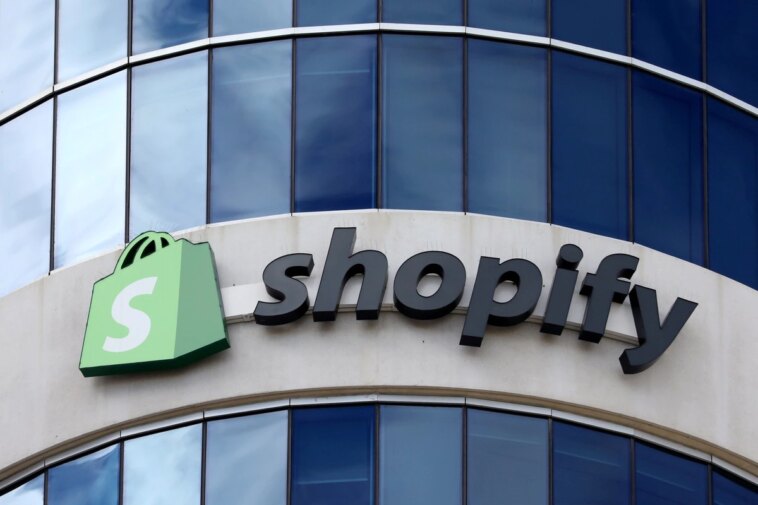 Shopify Collaborates With Twitter to Help Merchants With Online Sale, Unveils 100 New Tools