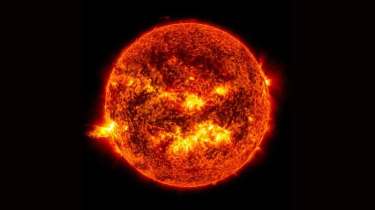 Sun Has More Oxygen and Metals, States New Study Its Chemical Composition