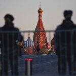 Cordoning off the Kremlin