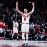 Agent: Bulls, LaVine agree to 5-year, $215M deal