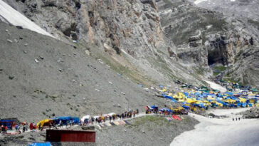 Amarnath Yatra resumes 3 days after cloud burst; Administration rejects charge of ignoring flood risk