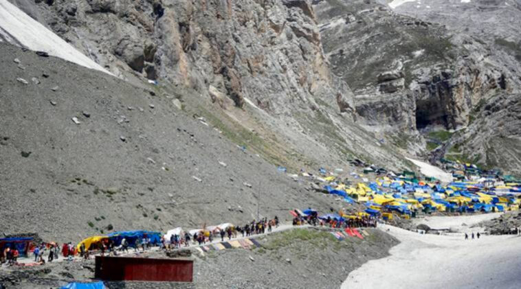 Amarnath Yatra resumes 3 days after cloud burst; Administration rejects charge of ignoring flood risk