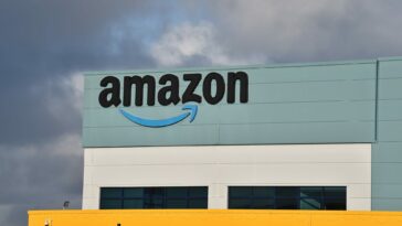 Amazon plans 4,000 more jobs in the UK this year, defying tech downturn