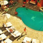 TTMJD3 USA, California, Los Angeles, Bird's eye view of the pool at the Beverly Wilshire Hotel, Four Seasons Resort on Rodeo Drive