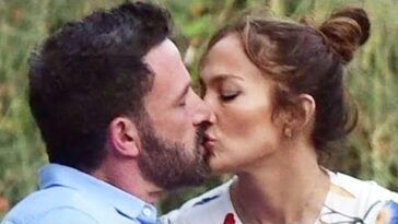 Ben Affleck KISSES Jennifer Lopez in Paris After Getting Married