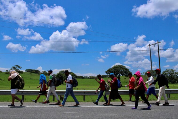 Biden extiende protecciones de estatus legal para miles de venezolanos