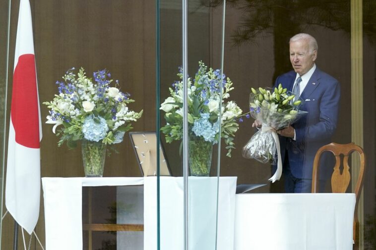 Biden offers condolences to Japanese Prime Minister Kishida following Abe's death