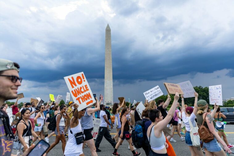 Casa Blanca ataca a activistas proaborto que se manifestaban a las puertas de Biden