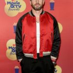 SANTA MONICA, CALIFORNIA - JUNE 05: Chris Evans attends the 2022 MTV Movie & TV Awards at Barker Hangar on June 05, 2022 in Santa Monica, California. (Photo by Vivien Killilea/Getty Images for MTV)