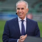 ESPN analyst Kurkjian honored by Baseball HOF