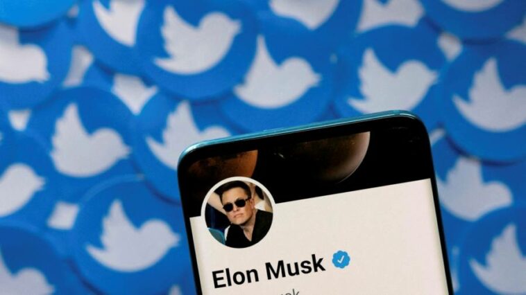 FirstFT: Twitter sues Musk