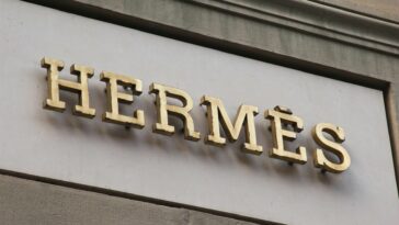 Hermès Demand for Luxury Watches and Clothes Soars, Boosting Profit