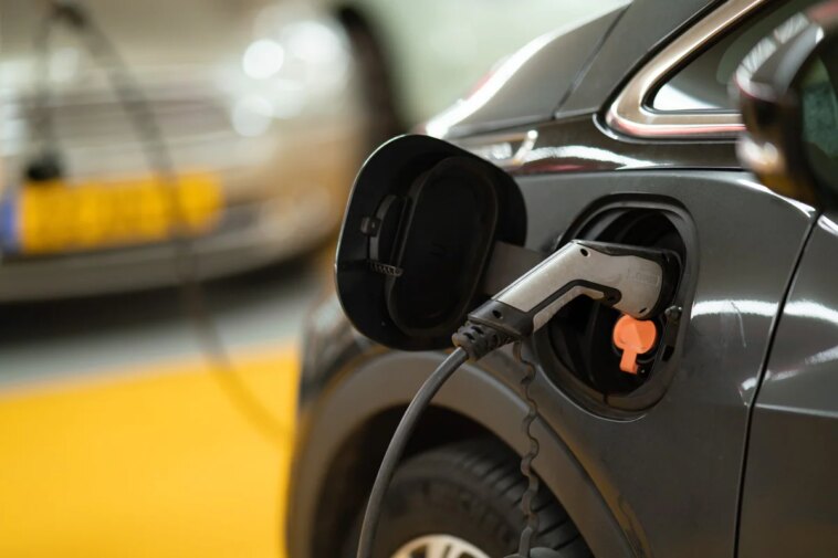 Hyderabad Plans to Set Up 330 EV Charging Centres Based on Feasibility of Locations