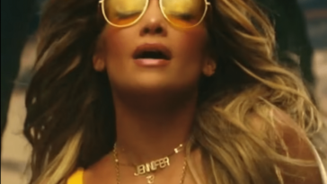 Jennifer Lopez shows off her Curvaceous figure in new video