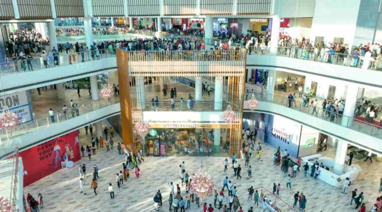 Lulu Mall, Lucknow opens to record 1 lakh visitors; Funtura, Hypermarkets become major attractions