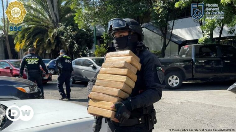 Mexico City authorities make record cocaine bust