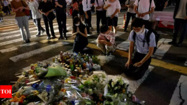 Police admit security flaws as Japan mourns Shinzo Abe’s death