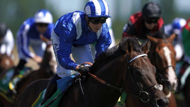 Minzaal ridden by Jim Crowley (centre) on their way to winning the bet365 Hackwood Stakes