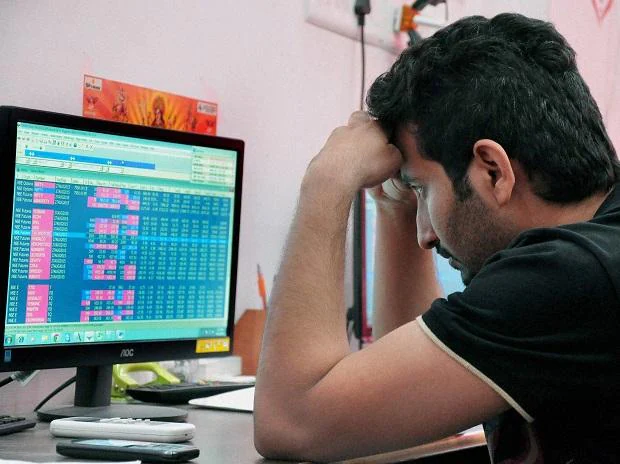 MARKET LIVE: Sensex, Nifty slip into red; IT pack weak, US futures slide