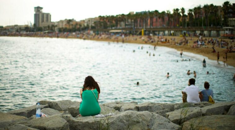 Spain, Spanish government, beach bodies, body image, body positive, Spain Equality Ministry, beauty norms, ideal beauty, inclusivity and diversity, bathing suits on a beach in Spain, indian express news