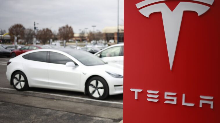 Tesla grows revenue 42%, but automotive margins decline