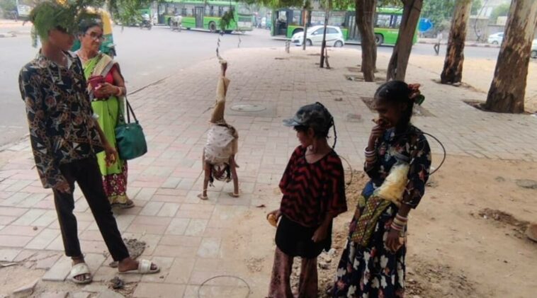 street dancers, street performers, Delhi street dancers, Delhi street performers, Delhi acrobats, Nats, Nats community, who are Nats, Nats in Delhi, indian express news