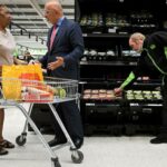 UK chancellor sets out commitment to tackling inflation