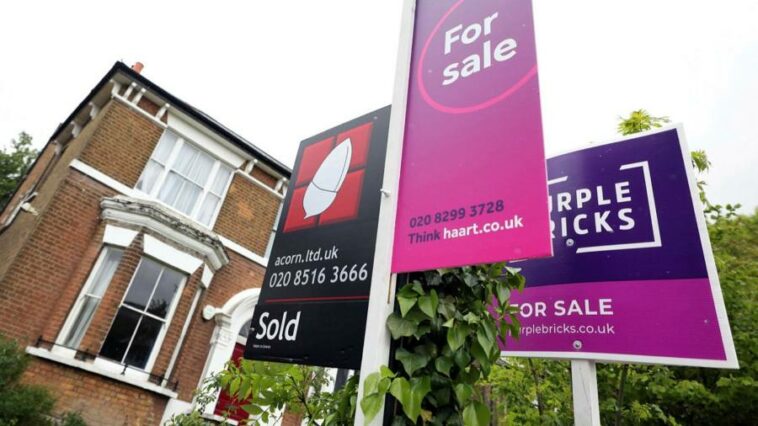 UK mortgage rates rise at fastest pace in a decade